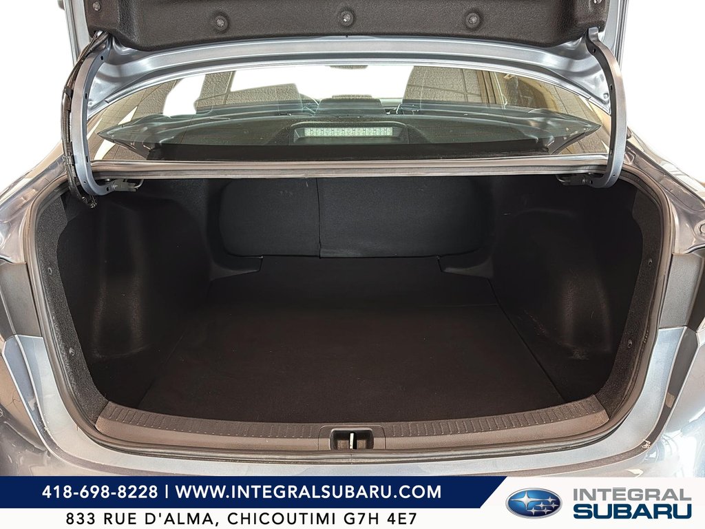 2022 Toyota Corolla SE in Chicoutimi, Quebec - 7 - w1024h768px