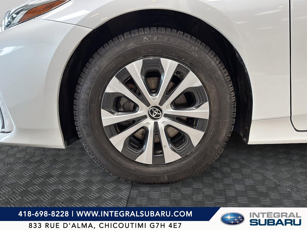 Toyota Prius Prime  2021 à Jonquière, Québec - 8 - w1024h768px