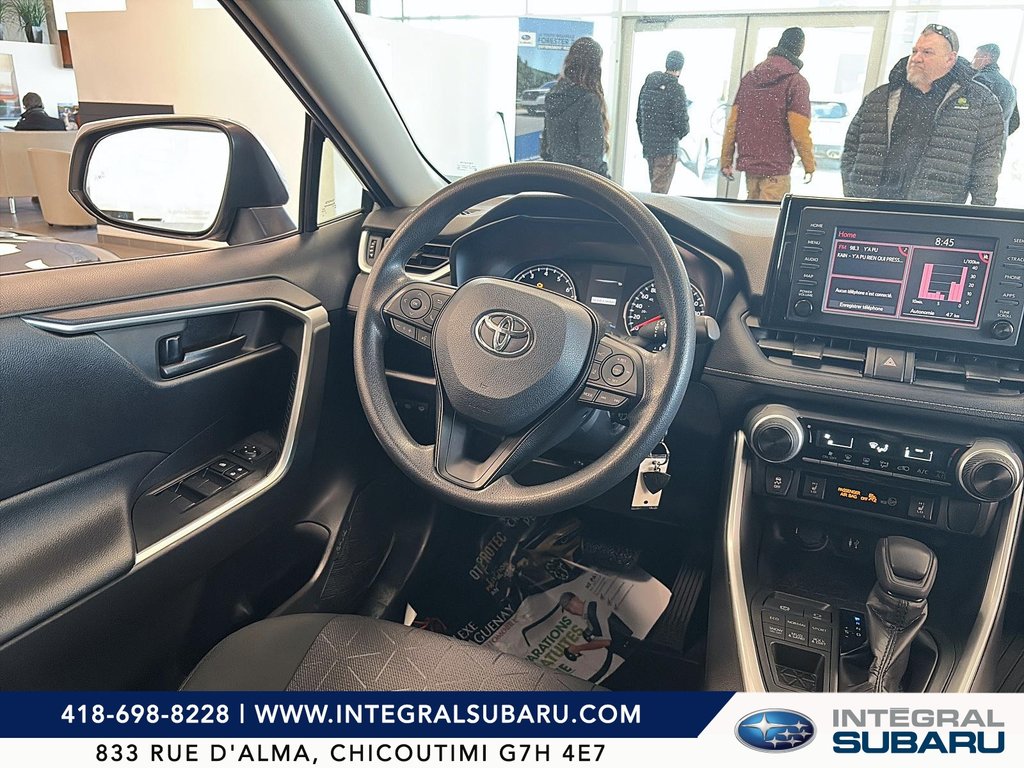 2019 Toyota RAV4 in Sept-Îles, Quebec - 11 - w1024h768px