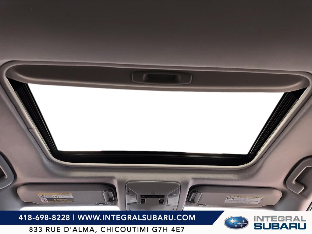 2020 Toyota RAV4 in Jonquière, Quebec - 14 - w1024h768px