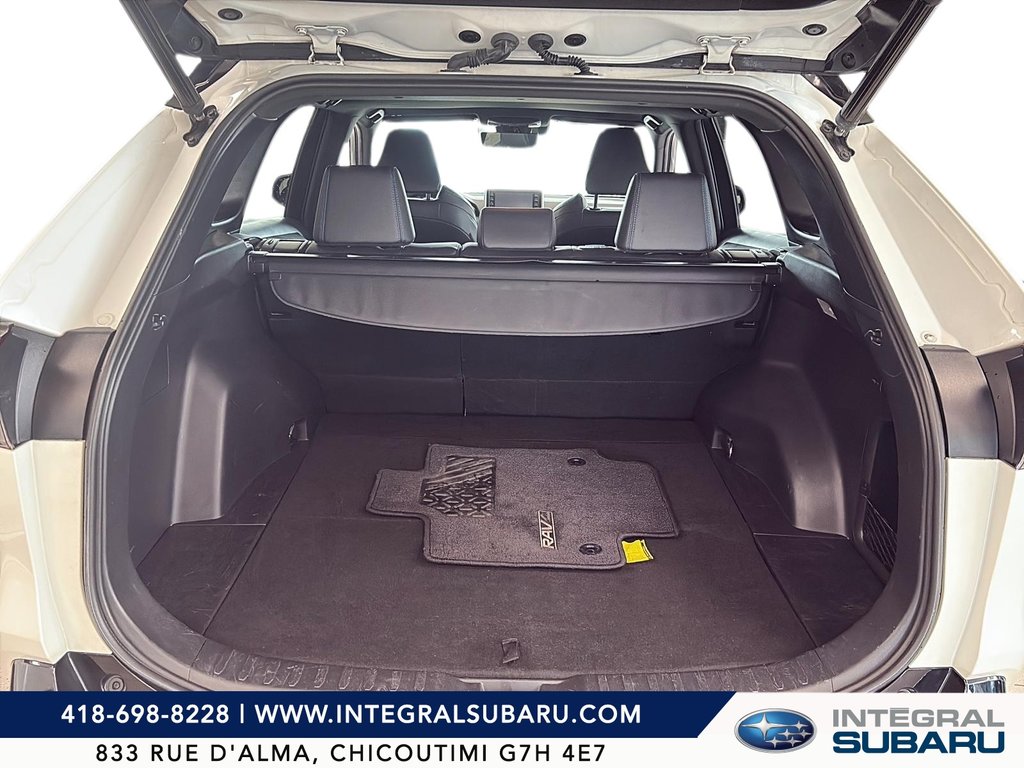 Toyota RAV4  2021 à Jonquière, Québec - 6 - w1024h768px
