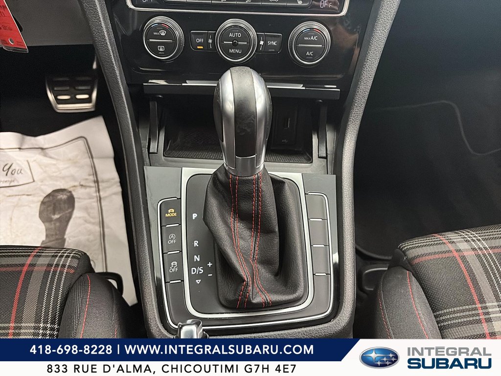 Volkswagen Golf GTI  2019 à Jonquière, Québec - 14 - w1024h768px