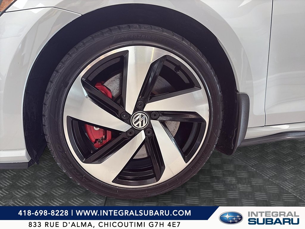 Volkswagen Golf GTI  2019 à Jonquière, Québec - 6 - w1024h768px