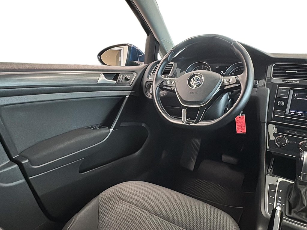 Volkswagen Golf SportWagen  2019 à Chicoutimi, Québec - 12 - w1024h768px