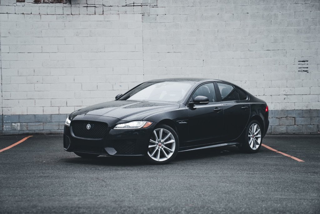 Roof Kit | JAGUAR XF SEDAN CHECKERED FLAG 2020 Roof Kit | JAGUAR XF SEDAN CHECKERED FLAG 2020