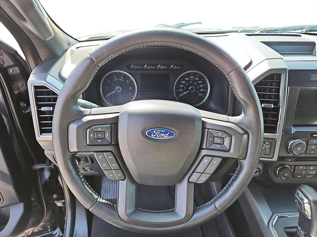 2018  F-150 XLT in Kingston, Ontario - 13 - w1024h768px