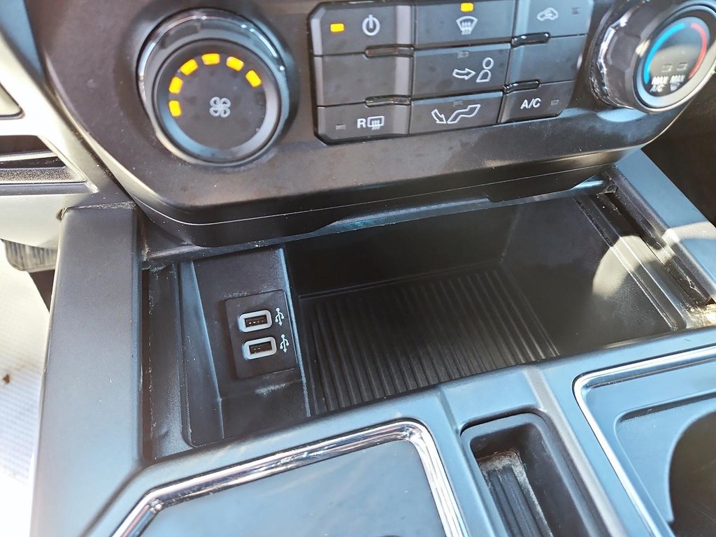2019  F-150 XLT in Kingston, Ontario - 18 - w1024h768px