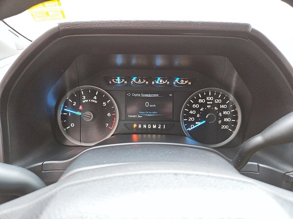 2017  F150 XLT in Kingston, Ontario - 13 - w1024h768px