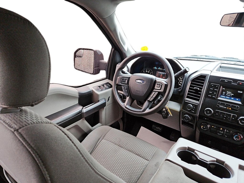 2017  F150 XLT in Kingston, Ontario - 20 - w1024h768px