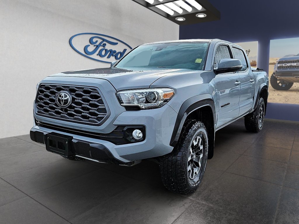 2020 Toyota Tacoma LIMITED in Kingston, Ontario - 2 - w1024h768px