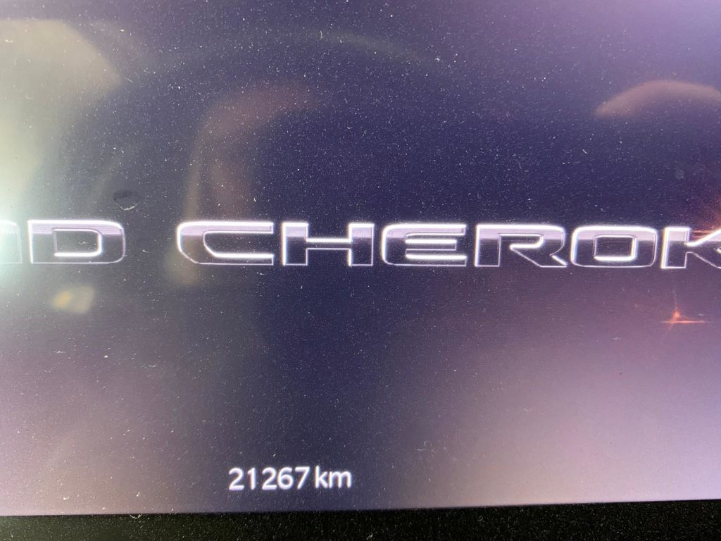 2021 Jeep Grand Cherokee L Limited in Boischatel, Quebec - 13 - w1024h768px