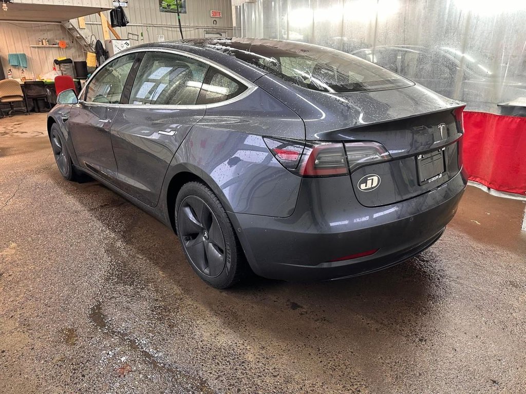 Tesla MODEL 3  2018 à Boischatel, Québec - 3 - w1024h768px