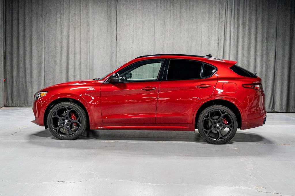 Alfa Romeo Stelvio VELOCE 2022-3