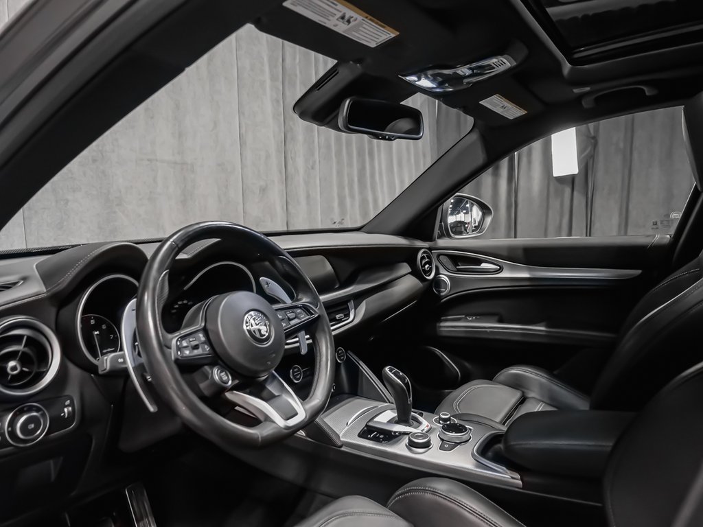 Alfa Romeo Stelvio VELOCE HARMAN KARDON SOUNS SYSTEM SPORT SEATS 2023-7