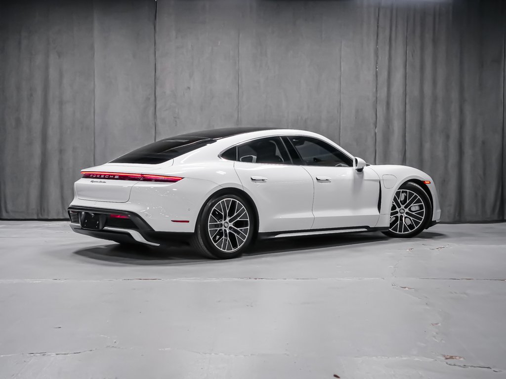 2020 Porsche Taycan TURBO-2