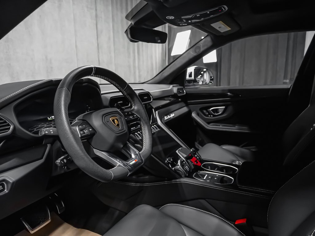 Lamborghini Urus  2022-6