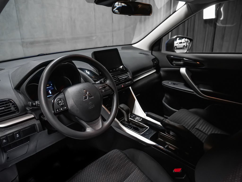 2023 Mitsubishi ECLIPSE CROSS ES-3