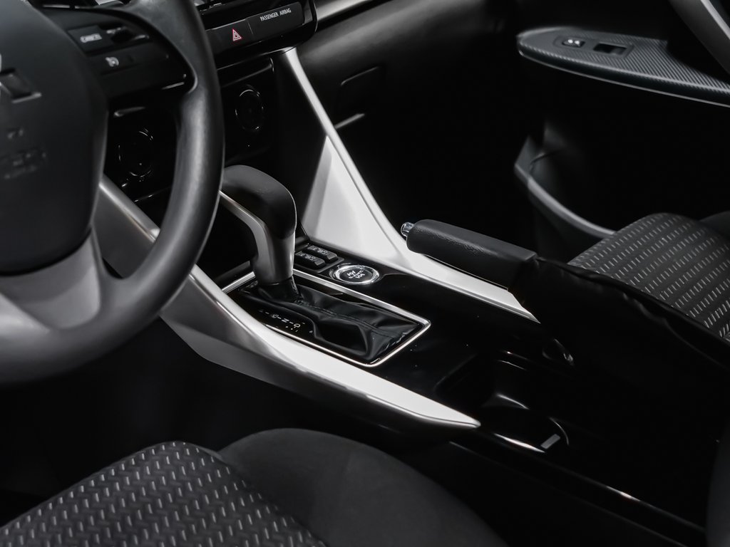 2024 Mitsubishi ECLIPSE CROSS ES-7