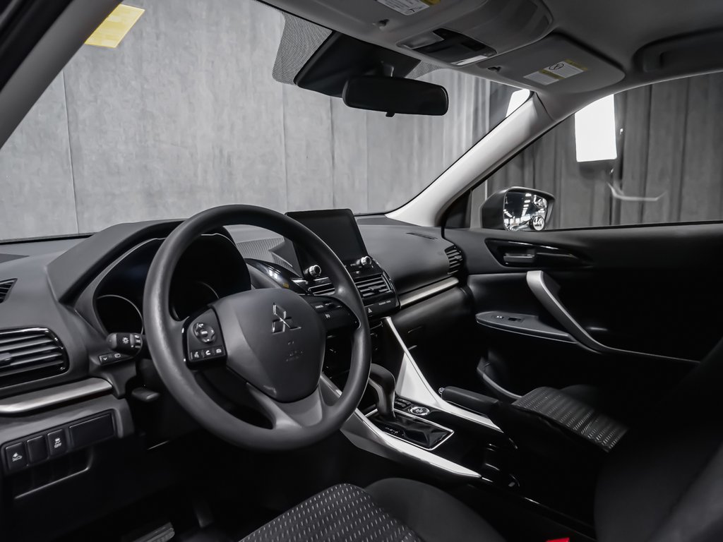 2024 Mitsubishi ECLIPSE CROSS ES-6