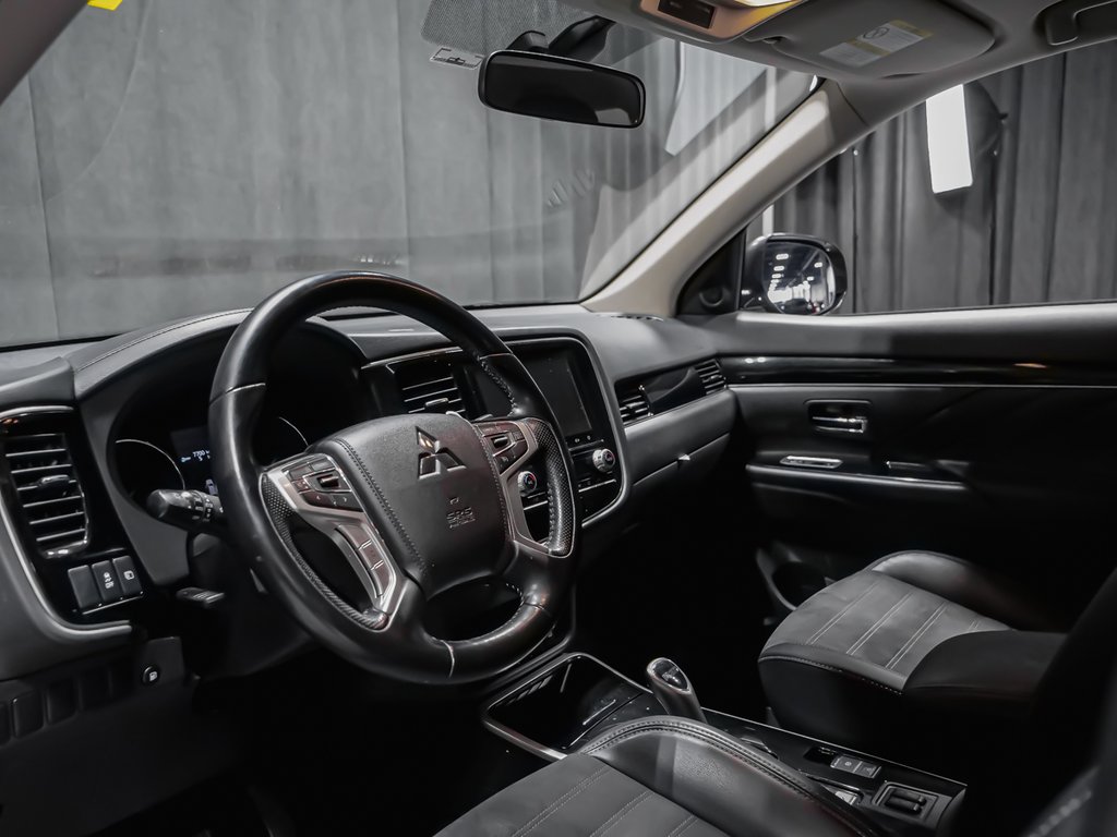 2020 Mitsubishi OUTLANDER PHEV SE-6