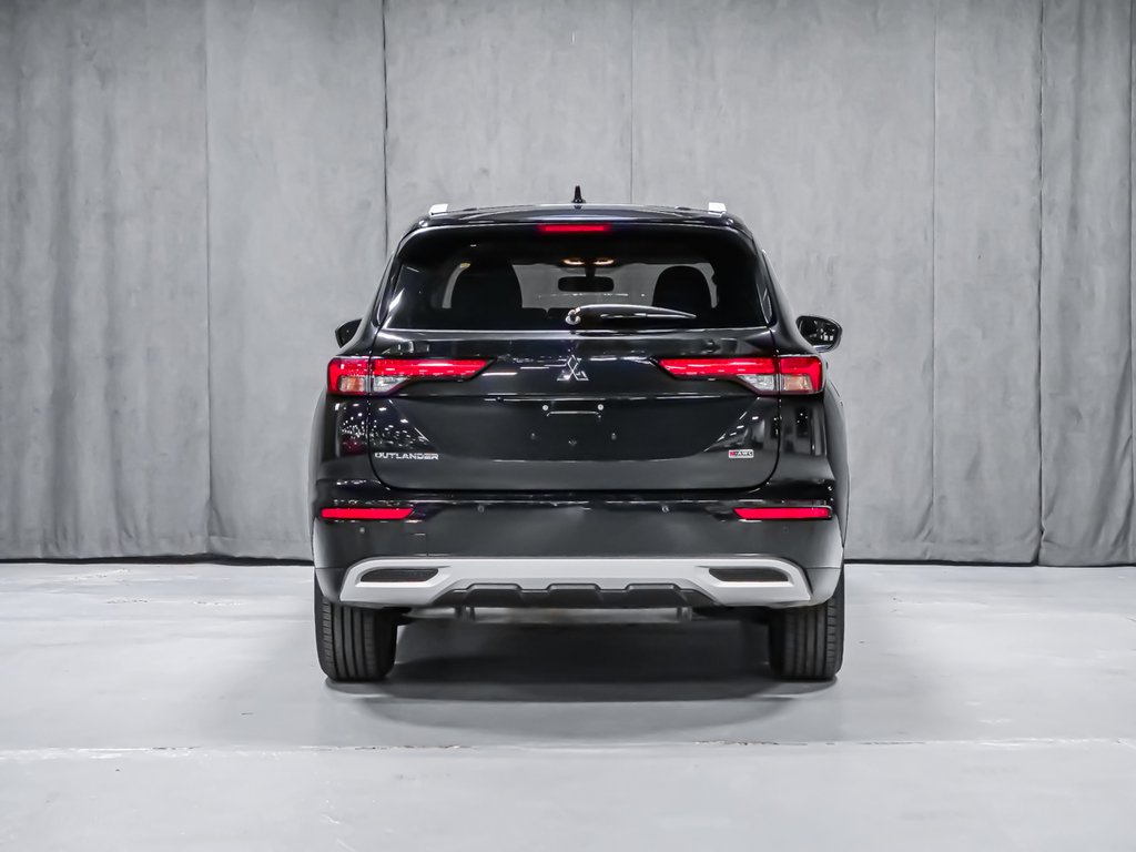 2022 Mitsubishi Outlander SE-5