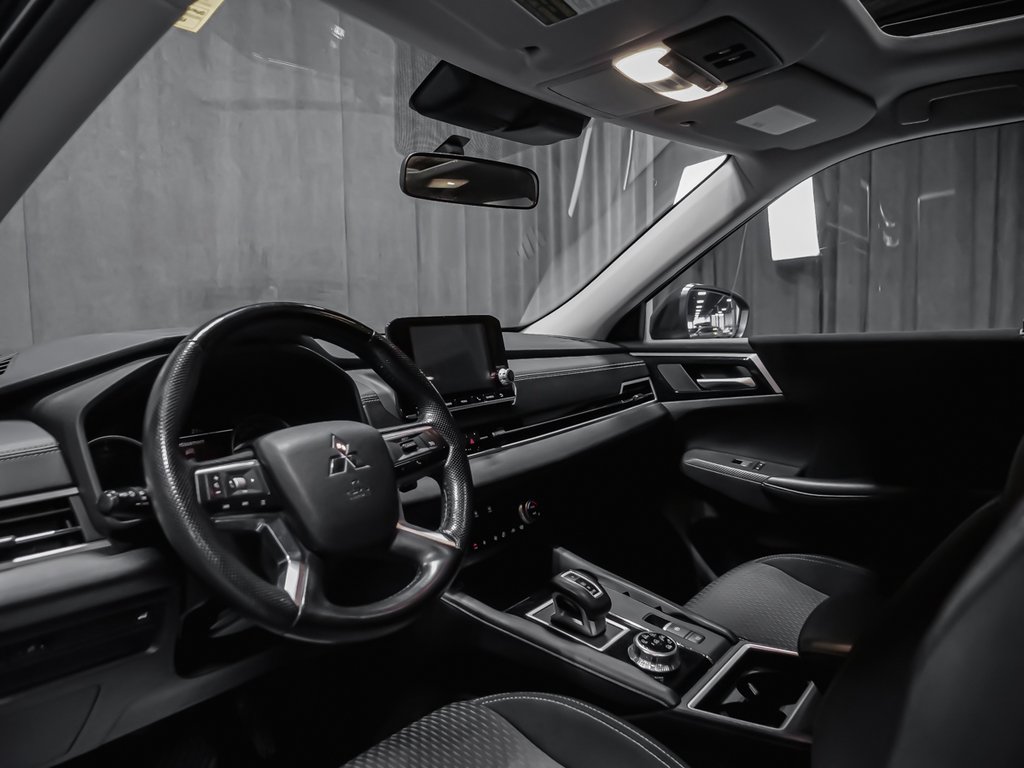 2022 Mitsubishi Outlander SE-6