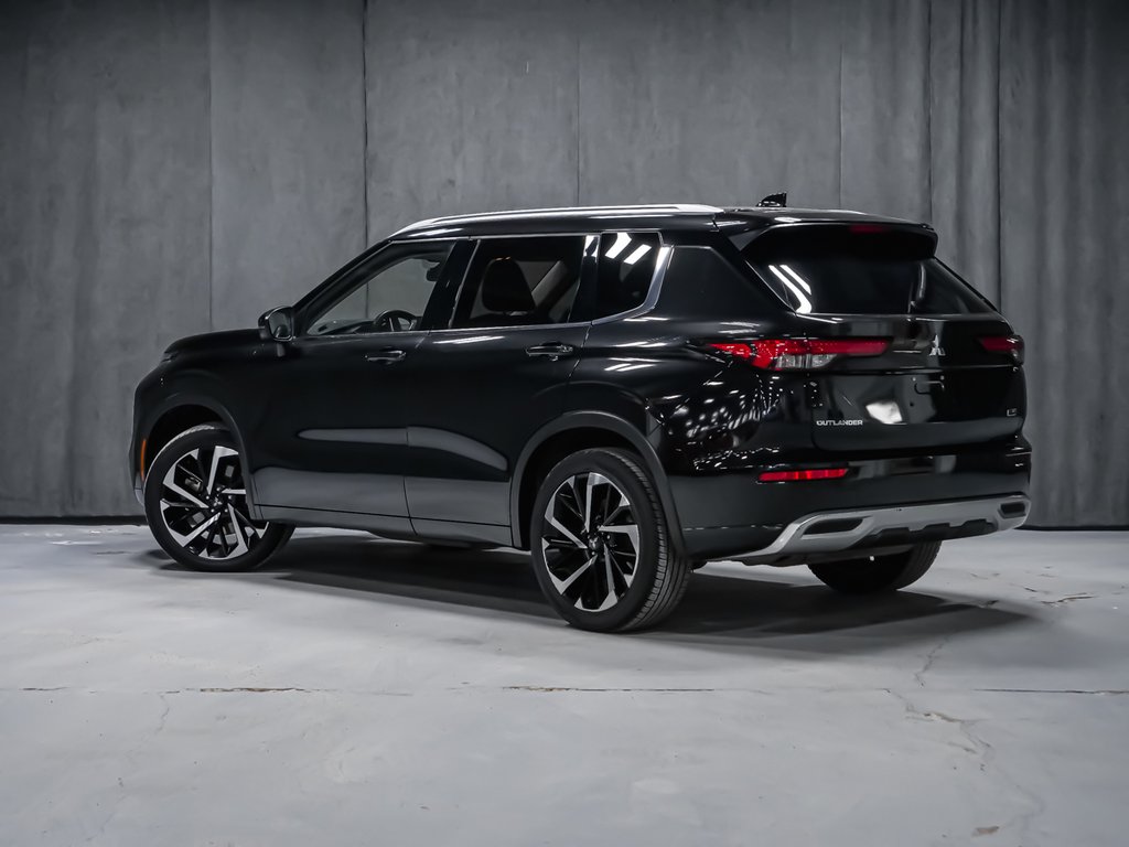 2022 Mitsubishi Outlander GT-1