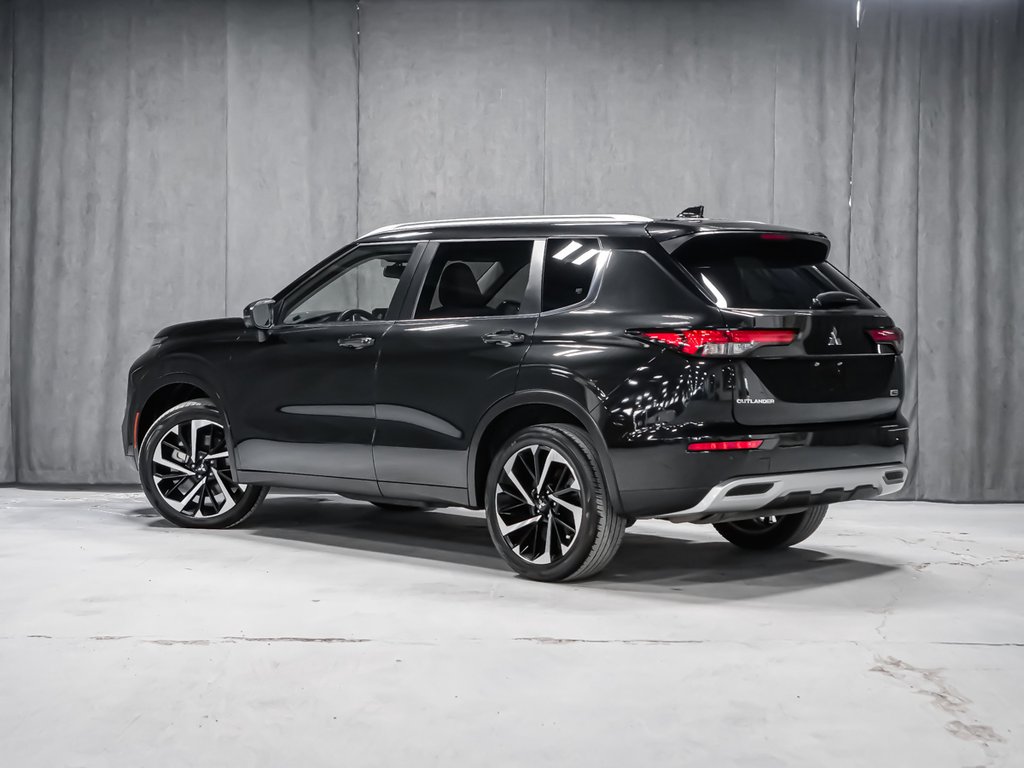 Mitsubishi Outlander SEL 2023-3