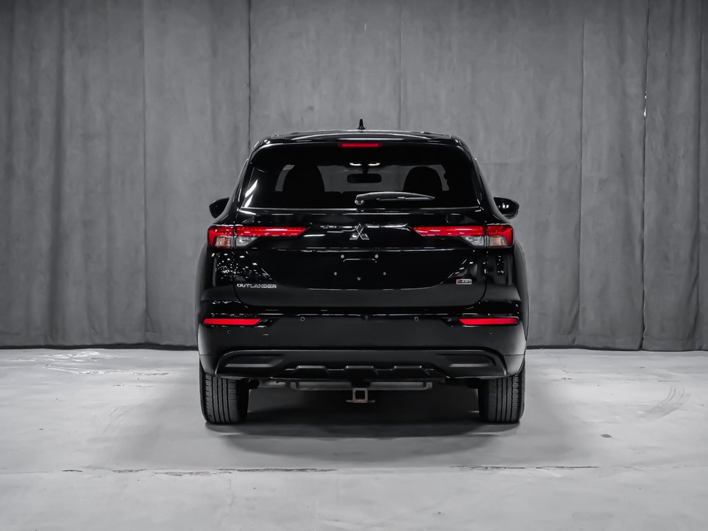 Mitsubishi Outlander ES 2024-3