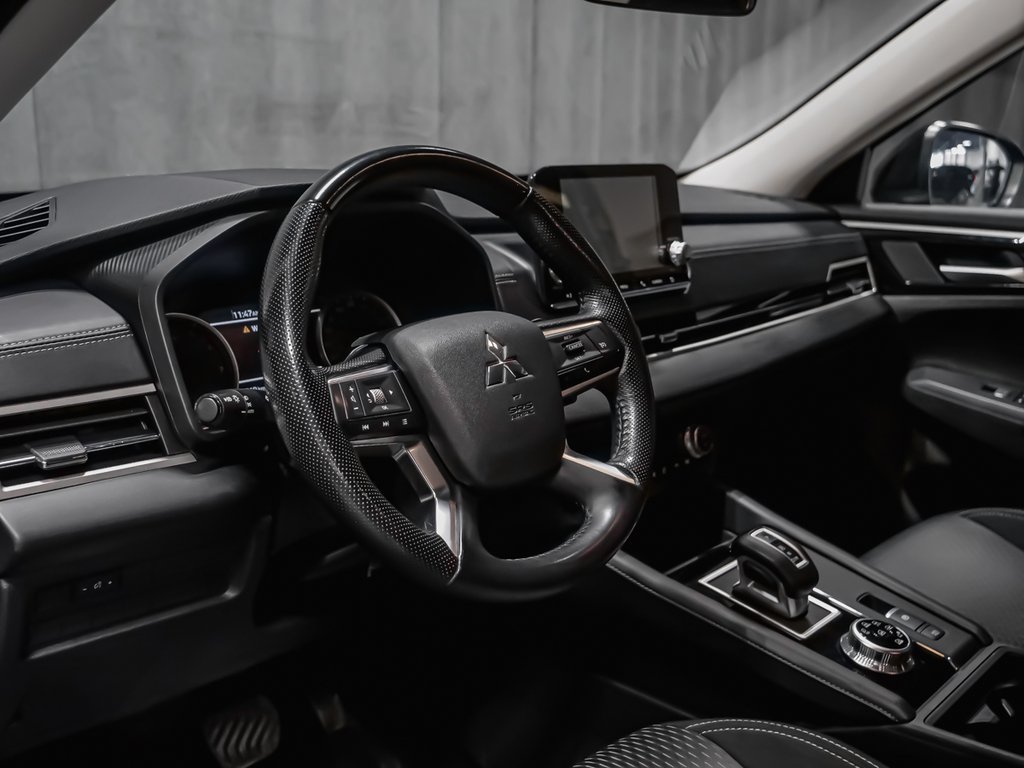 Mitsubishi Outlander ES 2024-6