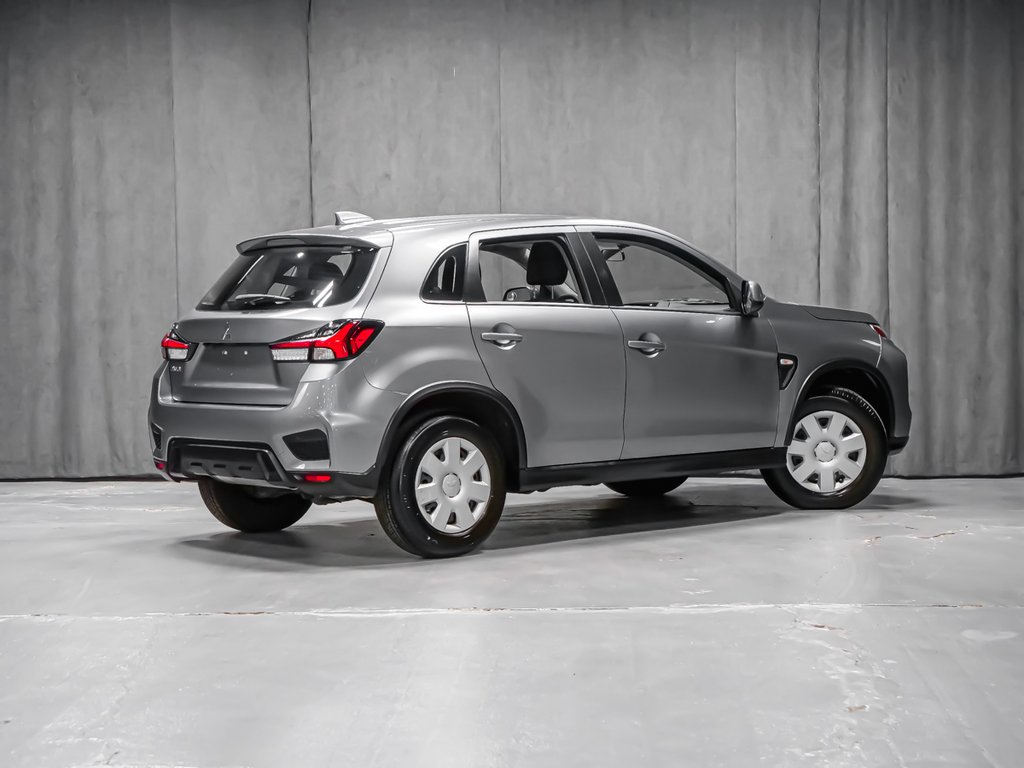 2023 Mitsubishi RVR ES-1