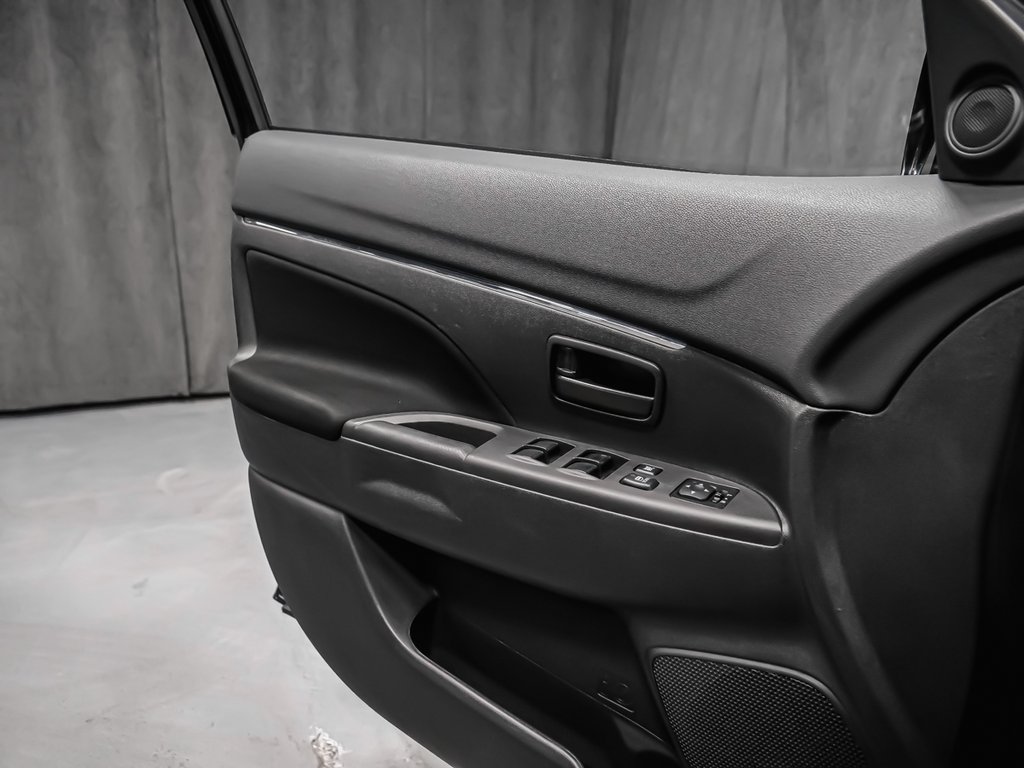 2023 Mitsubishi RVR ES AWC LED HEAD LAMP APPLE CAR PLAY-6