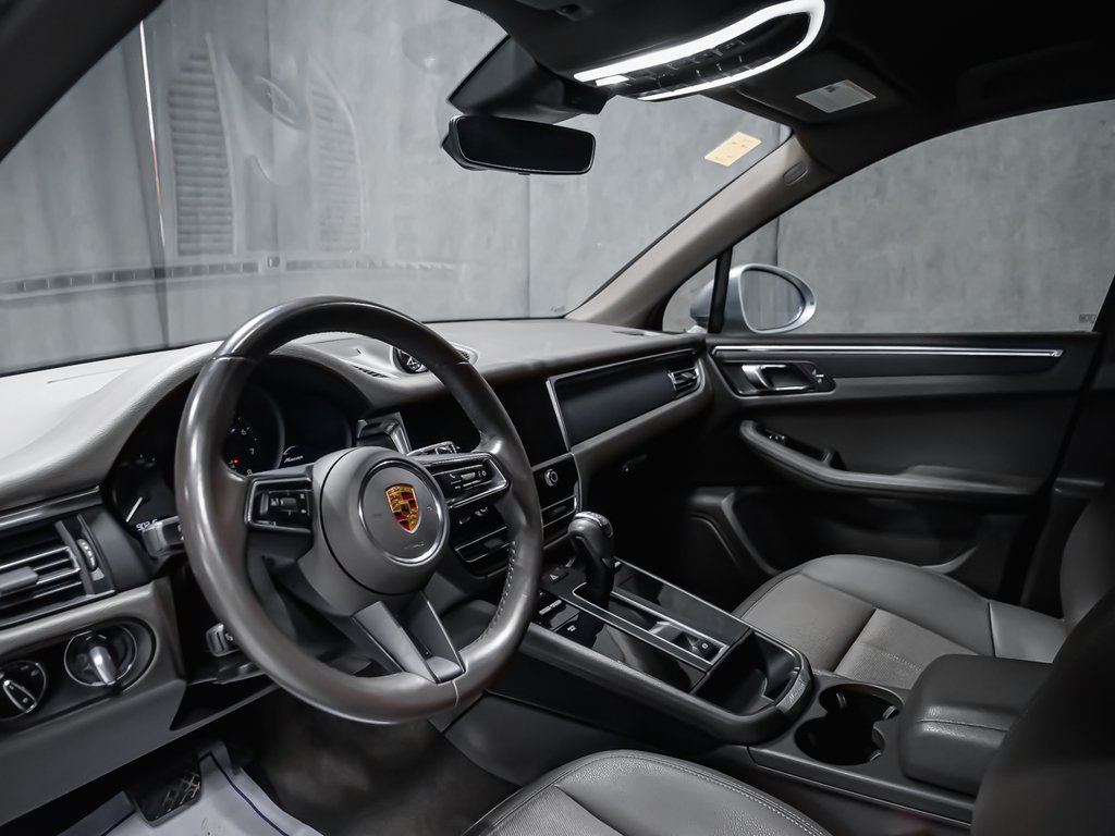 Porsche Macan  2022-7