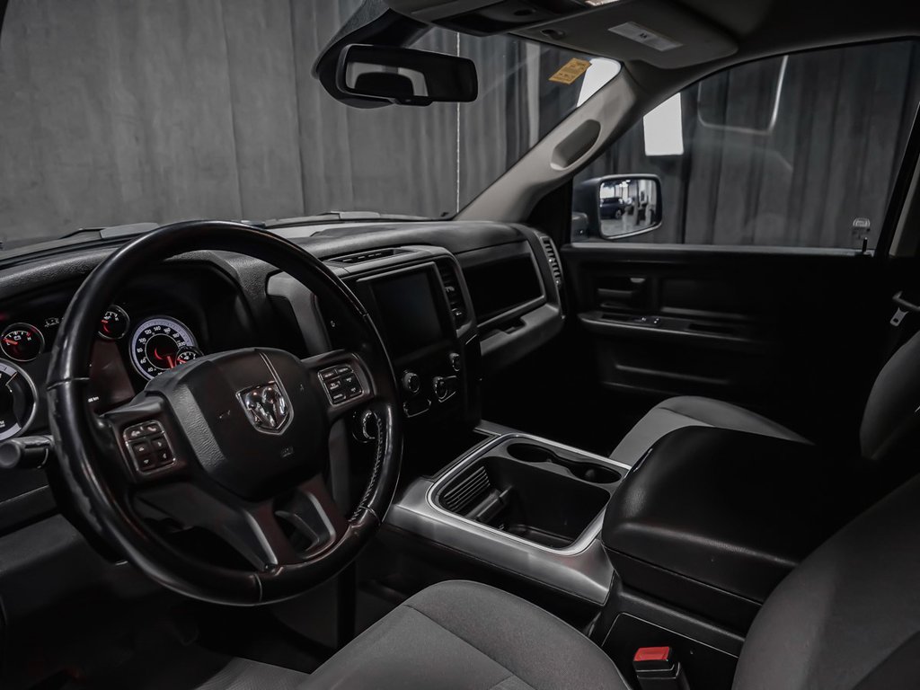 Ram 1500 Classic EXPRESS 2021-6