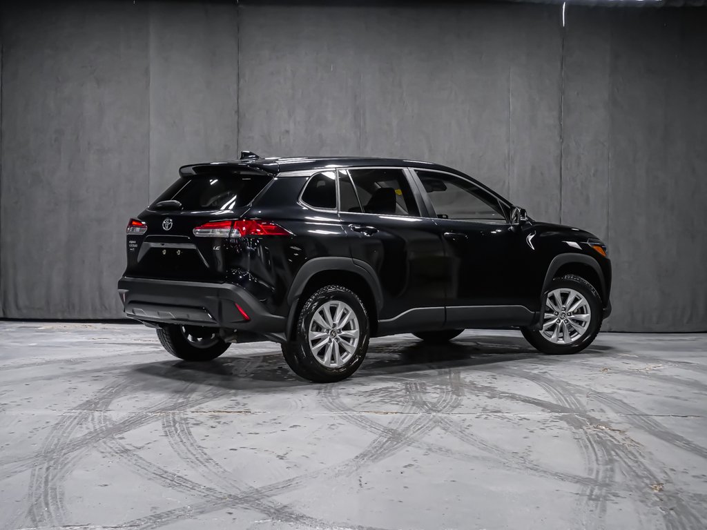 Toyota Corolla Cross LE 2023-2
