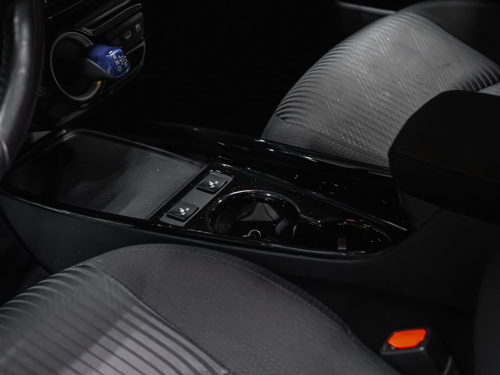 2021 Toyota PRIUS PRIME-7