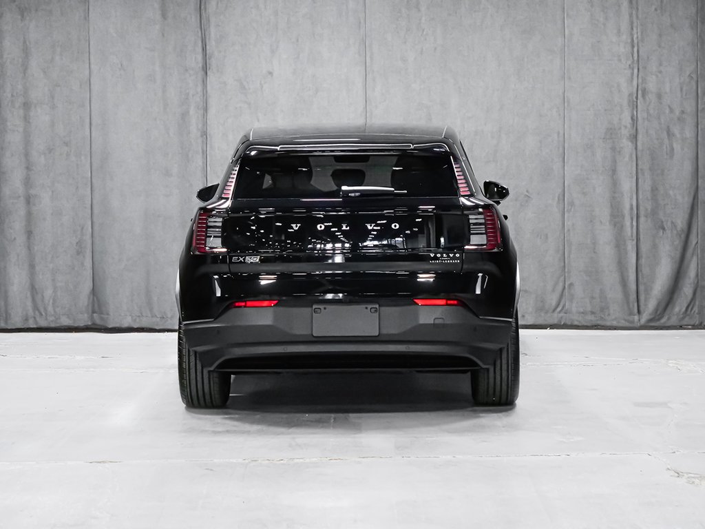 Volvo EX30 Ultra 2025-6