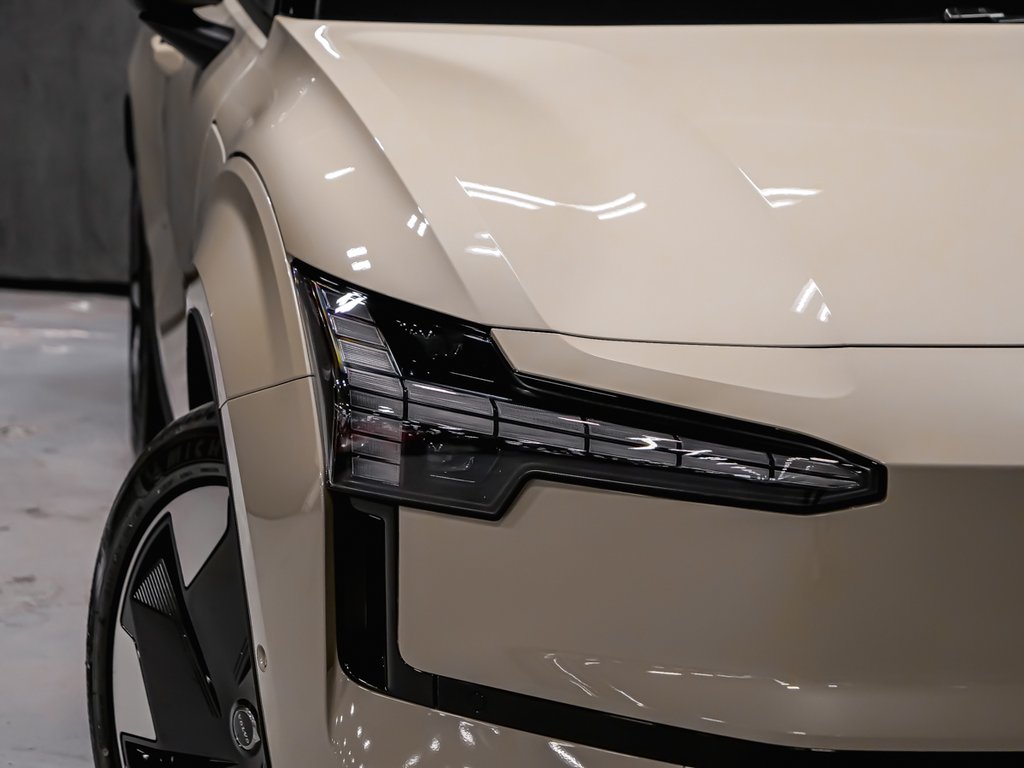 Volvo EX30 TWIN Ultra 2026-7