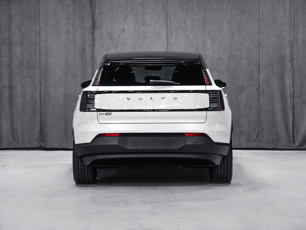 Volvo EX30 TWIN Ultra 2026-6