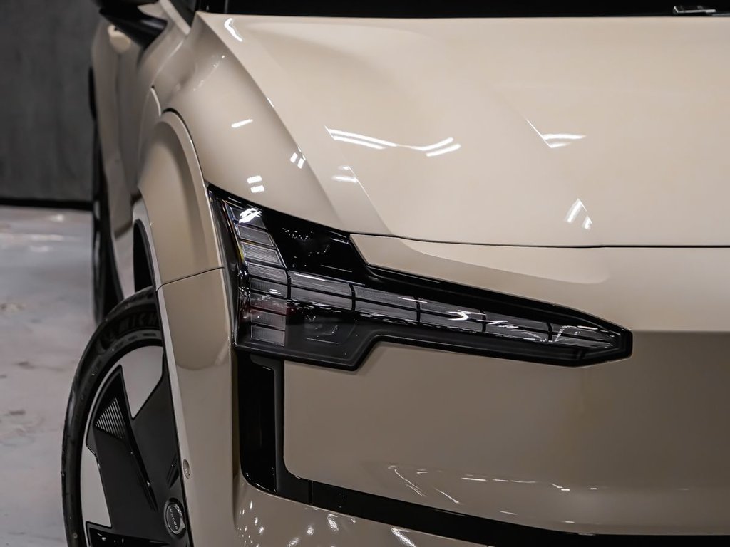 Volvo EX30 TWIN Plus 2026-7