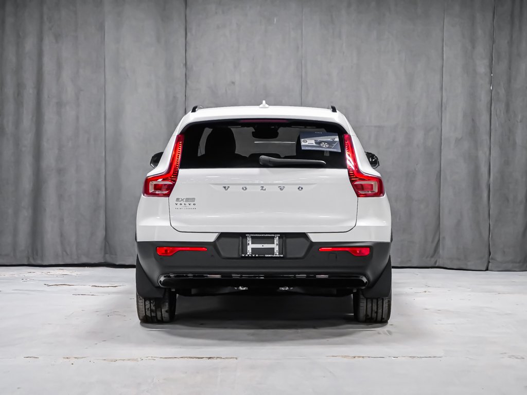 Volvo EX40 TWIN Plus 2025-4