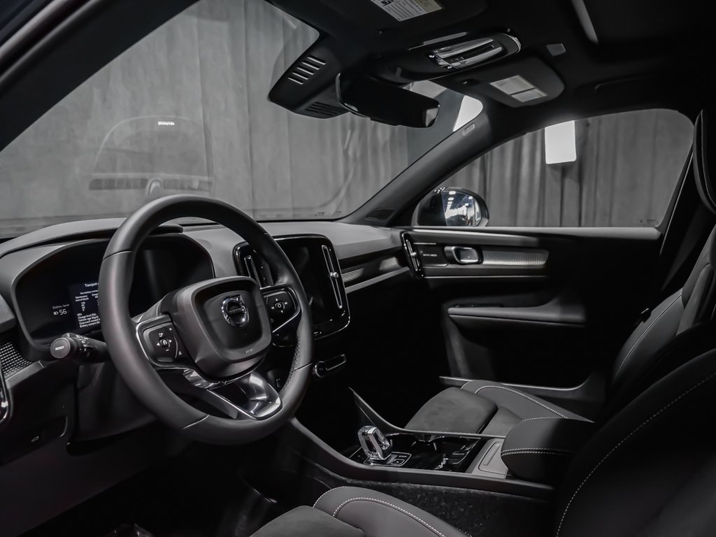 Volvo EX40 Twin Motor, Ultra Black Edition 2026-6