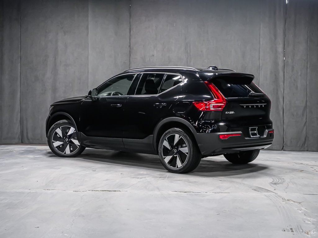 Volvo EX40 Twin Motor, Core 2026-2