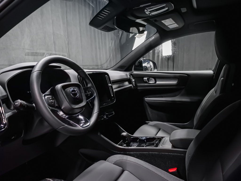 2026 Volvo EX40 Twin Motor, Plus-5