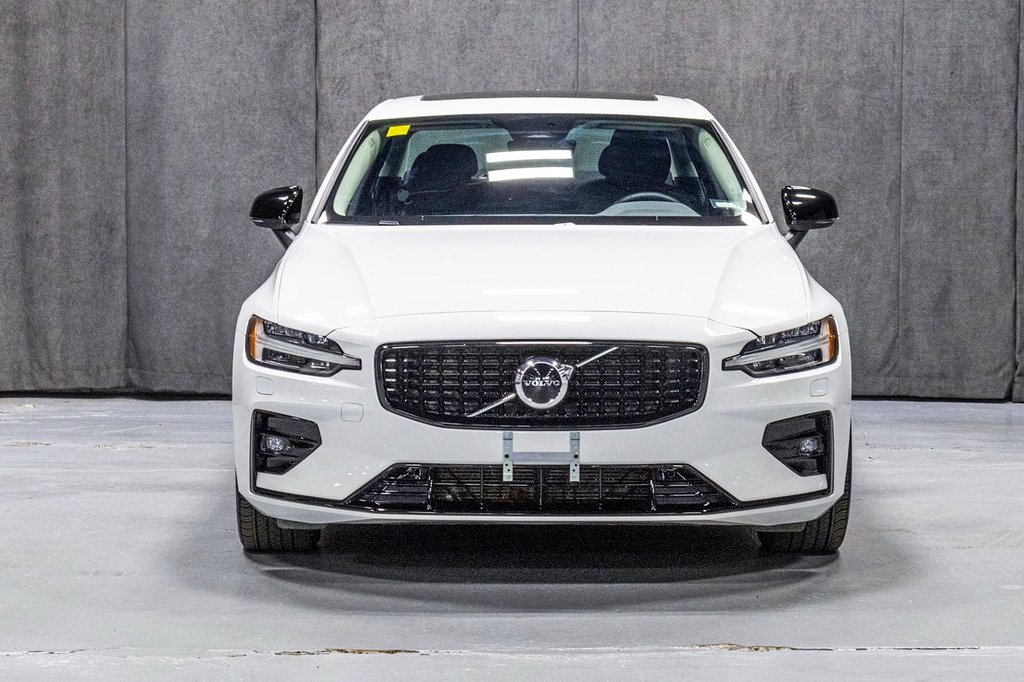 2024 Volvo S60 B5 CORE DARK CLIMATE-1