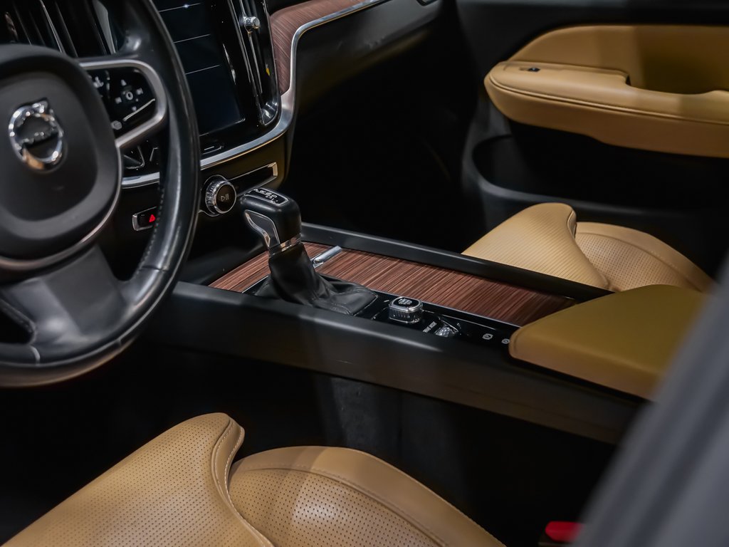 2021 Volvo V60 Cross Country LOUNGE CLIMATE PREMIUM HARMAN-7