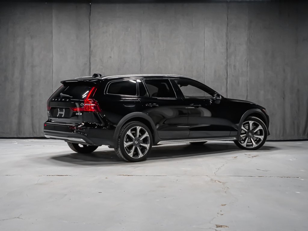 2023 Volvo V60 Cross Country B5 ULTIMATE POLESTAR-3