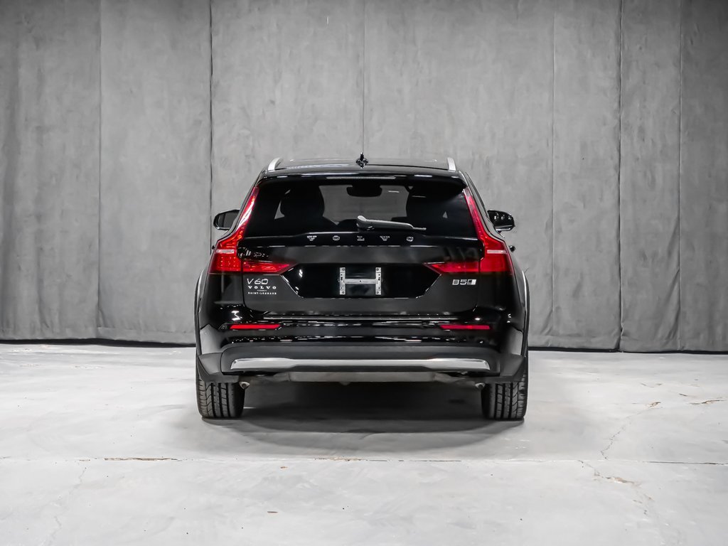 2023 Volvo V60 Cross Country B5 ULTIMATE POLESTAR-5