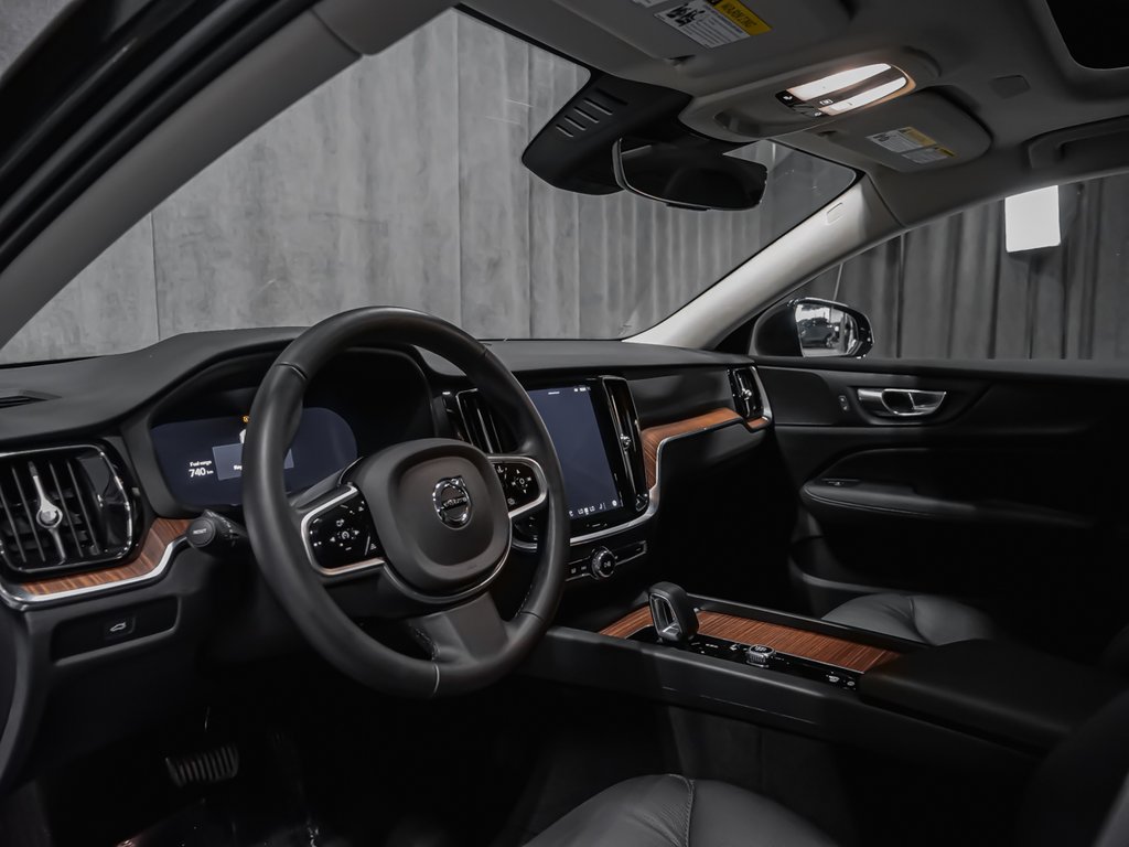 Volvo V60 Cross Country B6 PLUS CLIMATE 2025-6