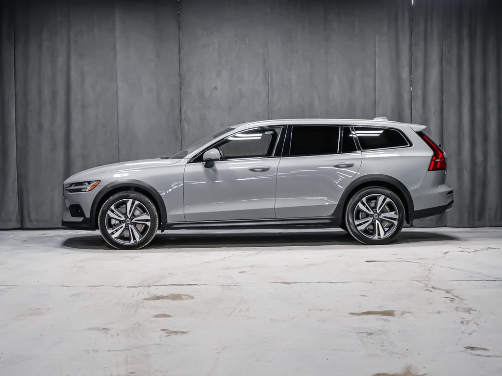 Volvo V60 Cross Country B5 PLUS CLIMATE 2025-4